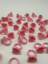 Ladda upp bild till gallerivisning, Pink Heart Fanning Volume Glue Rings - Pack of 100
