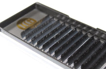 Загрузить изображение в средство просмотра галереи, 0.05 Easy Fanning 08-11mm Mixed Lengths Eyelash Trays
