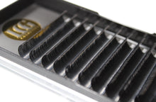 Load image into Gallery viewer, 0.05 12-15mm Mixed Lengths Eyelash Trays
