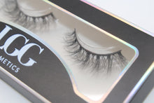 Kép betöltése a galériamegjelenítőbe: Lydia Reuseable Strip Lash
