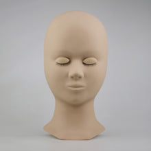 Load image into Gallery viewer, Mannequin Head, Removeable Eyelids and Practice Strip Lashes
