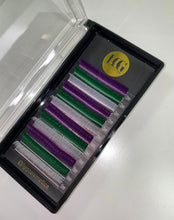 Load image into Gallery viewer, Easy Fan Coloured Lash Extensions | Professional Lash Trays
