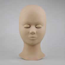 Load image into Gallery viewer, Eyelash Mannequin Head
